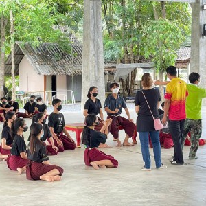  วิทยาลัยนาฏศิลปพัทลุง ร่วมฝึกซ้อมการแสดงกับวิทยาลัยนาฏศิลปนครศรีธรรมราช เนื่องในงานงานมหกรรมศิลปวัฒนธรรมไทย สืบสาน สร้างสรรค์ งานศิลป์ รวมใจบัณฑิตพัฒนศิลป์ ณ ถิ่นอ่างทอง