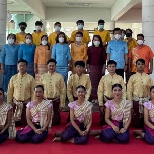  วิทยาลัยนาฎศิลปนครราชสีมา จัดการแสดงเผยแพร่ศิลปวัฒนธรรม ชุด “รำโทนโคราช” เพื่อแสดงต้อนรับคณะนักท่องเที่ยวผู้นำสตรีโลก