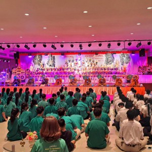  วิทยาลัยนาฏศิลปนครราชสีมา จัดพิธีเจริญพระพุทธมนต์เย็น เนื่องในพิธีไหว้ครู ประจำปีการศึกษา ๒๕๖๕