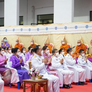  วิทยาลัยนาฏศิลปจันทบุรี เข้าร่วมกิจกรรมทำบุญตักบาตร เนื่องในโอกาสวันเฉลิมพระชนมพรรษา สมเด็จพระนางเจ้าสุทิดา พัชรสุธาพิมลลักษณ พระบรมราชินี