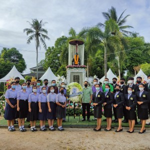  วิทยาลัยนาฏศิลปนครศรีธรรมราช ร่วมวางพวงมาลา ในวันกตัญญูพ่อครูพุ่ม บุญล้อม