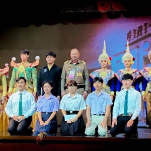  คณะศิลปนาฏดุริยางค์ นำนักศึกษาเข้ารับ "ทุนมูลนิธิศาลาเฉลิมกรุง" จากการสอบแข่งขันในระดับอุดมศึกษา