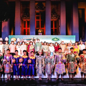  งานสมโภชศาลพระภูมิ และการแสดงแสง สี เสียง สื่อผสม ชุด วังหน้ารฦก และวันคล้ายวันสถาปนาสถาบันบัณฑิตพัฒนศิลป์