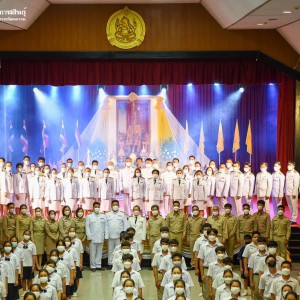  วิทยาลัยนาฏศิลปกาฬสินธุ์  จัดโครงการเทิดทูนสถาบันพระมหากษัตริย์ และพระบรมวงศานุวงศ์  เนื่องในโอกาสวันเฉลิมพระชนมพรรษา พระบาทสมเด็จพระเจ้าอยู่หัว