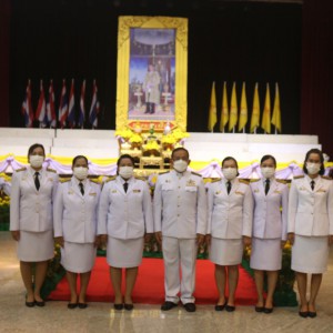  วิทยาลัยนาฏศิลปลพบุรี ร่วมตักบาตร  เพื่อถวายเป็นพระราชกุศลฯและร่วมพิธีลงนามถวายพระพรชัยมงคล พิธีถวายสัตย์ปฏิญาณ