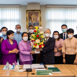  สถาบันบัณฑิตพัฒนศิลป์ร่วมแสดงความยินดี  แด่รองศาสตราจารย์ ว่าที่ร้อยตรี ดร. ณรงค์ชัย ปิฎกรัชต์ กรรมการสภาสถาบันผู้ทรงคุณวุฒิ