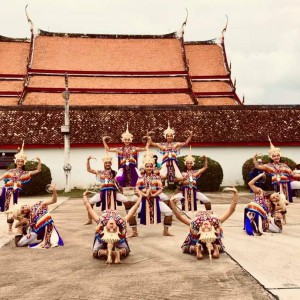  วิทยาลัยนาฏศิลปพัทลุง  จัดการแสดงเผยแพร่ศิลปวัฒนธรรม ในงานพิธีเปิดตลาดท้ายวัง ห่มผ้าพระธาตุกราบพระยาพัทลุง “ขุนคางเหล็ก”