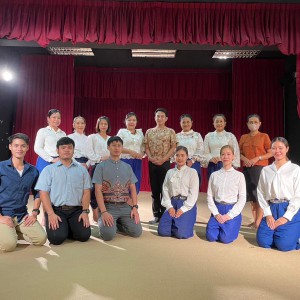  วิทยาลัยนาฏศิลปสุพรรณบุรี บันทึกวีดีทัศน์ ออกแบบท่าประกอบเพลง รำวงสุพรรณบุรี เพลงอเมซิ่งสุพรรณบุรี  และเพลงสะใภ้สุพรรณบุรี