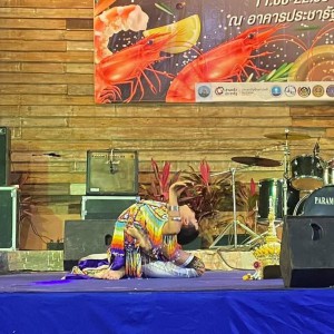  วิทยาลัยนาฏศิลปพัทลุง จัดการแสดงเผยแพร่ศิลปวัฒนธรรมเนื่องในงานของหรอยเมืองลุง กินกุ้งสามน้ำ