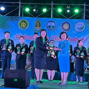 760712D3-CDF4-4A0B-87D5-6FCC0CF01F63.jpg