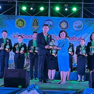 12E589D5-D720-449A-8EBA-AC67E3FFDFE9.jpg