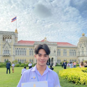  วิทยาลัยนาฏศิลปพัทลุง ขอแสดงความยินดีกับนักเรียนที่ได้รับคัดเลือกเข้ารับรางวัลเด็กและเยาวชนดีเด่น เข้าเยี่ยมคารวะ พร้อมรับโล่ และประกาศนียบัตรจากนายกรัฐมนตรี  เนื่องในวันเด็กแห่งชาติ ประจำปี  2566