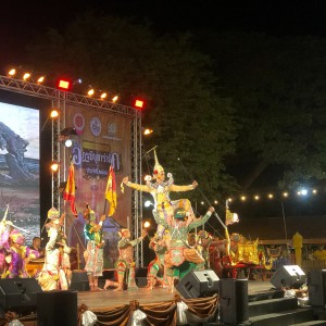 วิทยาลัยนาฏศิลปสุพรรณบุรี จัดการแสดงโขน เรื่อง รามเกียรติ์ ตอนกุมภกรรณพุ่งหอกโมกขศักดิ์
