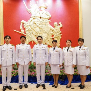  วิทยาลัยนาฏศิลปจันทบุรี เข้าร่วมพิธีถวายเครื่องราชสักการะ จุดเทียนถวายพระพรชัยมงคล เนื่องในวันเฉลิมพระชนมพรรษาสมเด็จพระนางเจ้าฯ พระบรมราชินี