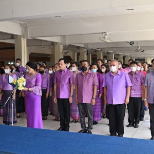 วิทยาลัยนาฏศิลปสุพรรณบุรี จัดพิธีถวายพระพรชัยมงคลสมเด็จพระนางเจ้าสุทิดา พัชรสุธาพิมลลักษณ พระบรมราชินี