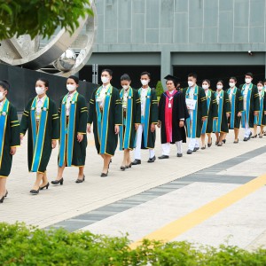  สถาบันบัณฑิตพัฒนศิลป์ จัดพิธีพระราชทานปริญญาบัตรแก่ผู้สำเร็จการศึกษา ประจำปีการศึกษา 2564 และปีการศึกษา 2565