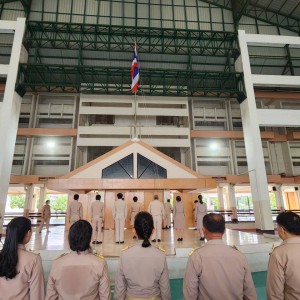  วิทยาลัยนาฏศิลปสุพรรณบุรี ร่วมกิจกรรมร้องเพลงชาติไทย เนื่องในวันพระราชทานธงชาติไทย