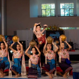  วิทยาลัยนาฏศิลปลพบุรี จัดการแสดงเผยแพร่ในพิธีเปิดโครงการส่งเสริมความเป็นไทยในสถานศึกษา  “การประกวดอิหล่าคำแพง EDUCATIONAMBASSADOR TRU 2023”  