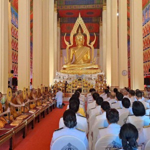  วิทยาลัยนาฏศิลปนครราชสีมา ร่วมพิธีสวดเจริญพระพุทธมนต์ และพิธีทำบุญตักบาตร เนื่องในวันสมเด็จพระมหาธีรราชเจ้า