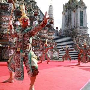  วิทยาลัยนาฏศิลป จัดการแสดงเผยแพร่ในพิธีเปิดงานนิทรรศการ I Opening ceremony  พญายักษ์วัดแจ้ง กับการบูรณะวัดอรุณราชวราราม