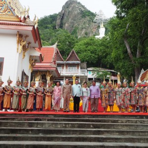  วิทยาลัยนาฏศิลปลพบุรี  จัดการแสดงเผยแพร่ศิลปวัฒนธรรม เนื่องในโครงการจัดงานสืบสานประเพณีตักบาตร ทโวโรหณะ ประจำปี พ.ศ. 2566