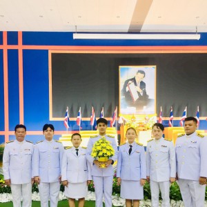  วิทยาลัยนาฏศิลปสุพรรณบุรี เข้าร่วมพิธีวางพานพุ่มดอกไม้สดและถวายราชสักการะ เนื่องในวัน “พระบิดาแห่งฝนหลวง” ประจำปีพุทธศักราช 2566