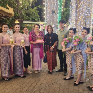 D9A543F0-2322-475A-BCB7-994CA7CDEAA4.jpg