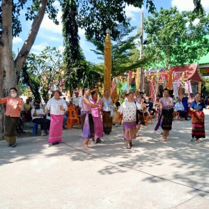  วิทยาลัยนาฏศิลปนครราชสีมา จัดการแสดงการบรรเลงดนตรีพื้นบ้านอีสานเผยแพร่  เนื่องในงานงานกฐิน