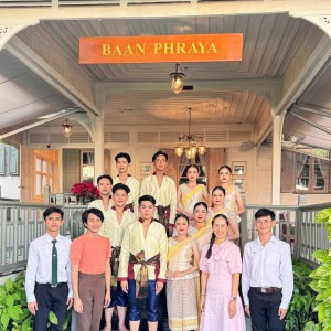  คณะศิลปศึกษา จัดการแสดงชุดเริงรื่นชื่นสงกรานต์ ในงานเลี้ยงการประชุมเชิงปฏิบัติการวิชาการด้านการงบประมาณ : OECD Asian Senior Budget Officials Meeting