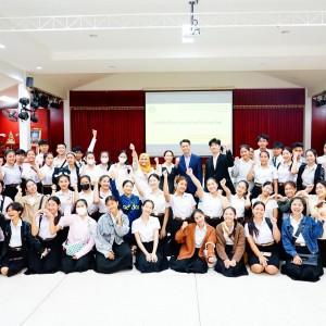  วิทยาลัยนาฏศิลปจันทบุรี จัดโครงการเสริมสร้างพัฒนาทักษะชีวิตนักศึกษาในศตวรรษที่ 21 กิจกรรมที่ 2 โครงการพัฒนาศักยภาพผู้เรียนด้านการใช้เทคโนโลยี ณ หอประชุมเริงนทีบูรพา