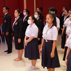 09C92E18-5F40-4E95-B850-6750236CEF67.jpg
