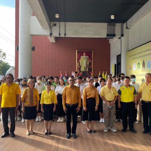  วิทยาลัยช่างศิลปสุพรรณบุรี จัดกิจกรรมน้อมรำลึกในพระมหากรุณาธิคุณ เนื่องในวันคล้ายวันพระราชสมภพพระบาทสมเด็จ พระบรมชนกาธิเบศร มหาภูมิพลอดุลยเดชมหาราช บรมนาถบพิตร และวันพ่อแห่งชาติ