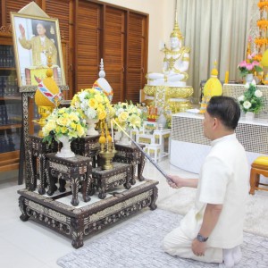  วิทยาลัยนาฏศิลปสุพรรณบุรี เข้าร่วมกิจกรรมทำวัตรสวดมนต์ ปฏิบัติธรรม ถวายเป็นพระราชกุศล พระบาทสมเด็จพระบรมชนกาธิเบศร มหาภูมิพลอดุลยเดชมหาราช บรมนาถบพิตร
