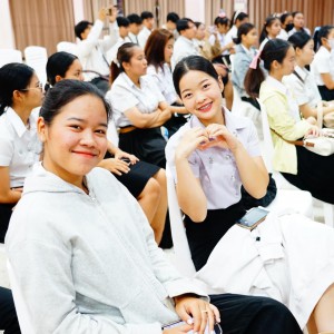 B8127DA5-9EB0-48D4-B1C7-7AEDBA21A9A8.jpg