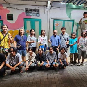  วิทยาลัยช่างศิลปสุพรรณบุรี ร่วมกับสำนักงานทรัพย์สินพระมหากษัตริย์ จังหวัดเพชรบุรี ในโครงการวาดภาพริมน้ำ จังหวัดเพชรบุรี ณ ตลาดริมน้ำเพชรบุรี