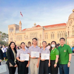 E3D16709-4C3C-4141-90A0-6AF8B4C8DA1F.jpg