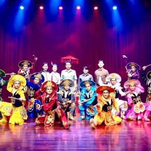  วิทยาลัยนาฏศิลปจันทบุรี ได้ลำดับที่ 2 การนำเสนอการแสดงนาฏดุริยางคศิลป์สร้างสรรค์ระดับชาติและนานาชาติ การแสดงชุด ผู้กล้าเอ็งกอ