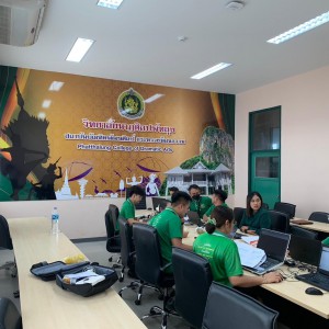 LINE_ALBUM_ประชุม CHECO หลักสูตร_๒๔๐๑๑๐_5.jpg