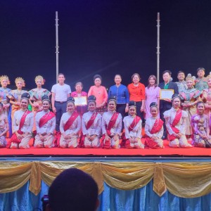  วิทยาลัยนาฏศิลปสุพรรณบุรี จัดการแสดงโขน ตอน นางลอย ในงานวันพ่อขุนสรรค์  ณ หน้าที่ว่าการอำเภอสรรคบุรี จังหวัดชัยนาท