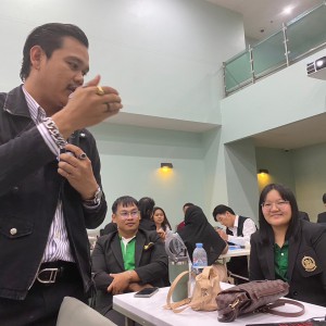 CBDE9A9E-20DF-4A05-9B02-5800010037B5.jpg