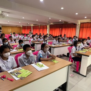 01A87890-D60E-4143-B026-3F16EF306A59.jpg