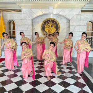  คณะศิลปศึกษา จัดการแสดงรำถวายพระอนุสาวรีย์พระเจ้าบรมวงศ์เธอ เจ้าฟ้ากรมพระยานริศรานุวัดติวงศ์