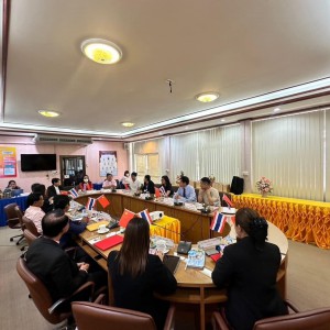 8AA750F7-CCC1-456B-8E1F-2547E5C58E34.jpg