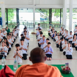LINE_ALBUM_ปฐมนิเทศและอบรมคุณธรรมนักเรียน2567_240513_343.jpg