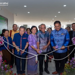  วิทยาลัยนาฏศิลปกาฬสินธุ์ พิธีเปิดป้ายห้องประชุมโสภาสัมฤทธิ์ อาคารแพรวากาฬสินธุ์