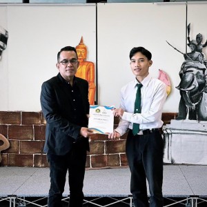  วิทยาลัยช่างศิลปสุพรรณบุรี มอบเกียรติบัตสให้แก่ นักศึกษาที่ได้รับรางวัล โครงการ #นักศึกษาต้นแบบ ปีการศึกษา 2566