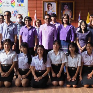 7F93A7C3-FCC1-44E2-A887-96D57A0A3E0F.jpg
