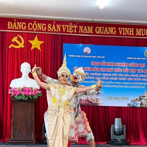 S__93601810_0.jpg