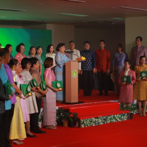  สถาบันบัณฑิตพัฒนศิลป์ ดำเนินงานงานครบรอบ 28 ปี วันสถาปณาสถาบันบัณฑิตพัฒนศิลป์ งานเกษียณ เกษม สำราญ งานพิธีมอบรางวัลคนดีศรีพัฒนศิลป์ รางวัลเพชรพัฒนศิลป์ และงานทวิวารนิภาวัฒนากร