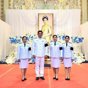  วิทยาลัยนาฏศิลปสุพรรณบุรี ร่วมพิธีบำเพ็ญกุศลทักษิณานุประทานอุทิศถวายพระราชกุศลแด่สมเด็จพระนางเจ้าสิริกิติ์ พระบรมราชินีนาถ พระบรมราชชนนีพันปีหลวง เสด็จสวรรคตครบปัณรสมวาร (15 วัน)